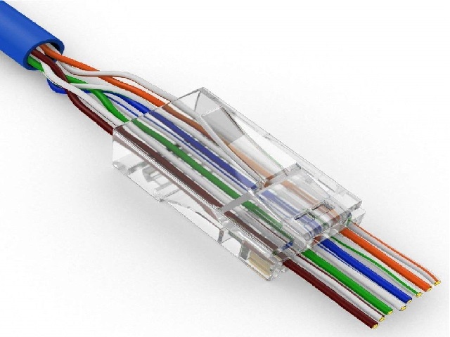 RJ45 CAT.5E UTP PLUG 8P8C PASS THROUGH T